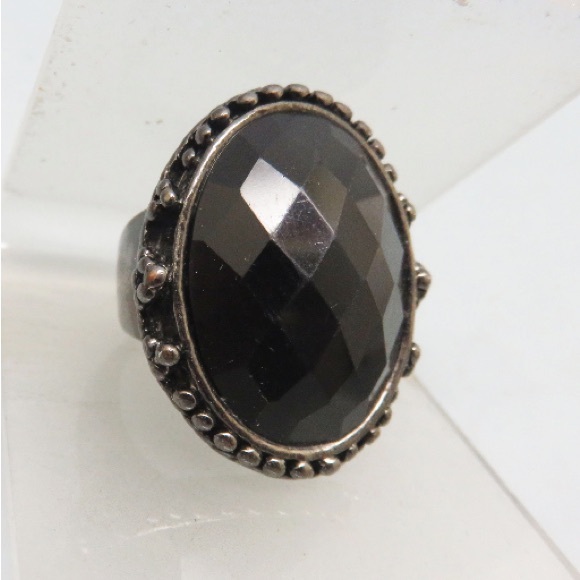 Vintage Goth Jewelry - Black Victorian Oval Cocktail Hermitite Ring Gothic Goth Jewelry Weighted Piece